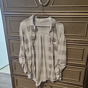 Women's Gray Plaid Button-Up Shirt